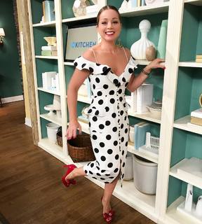 Marcela Valladolid feet photo 7