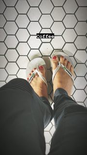 Marcela Valladolid feet photo 2