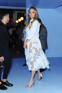 Marcelina Zawadzka feet photo thumbnail