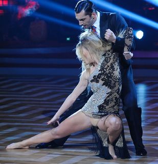 Marcelina Zawadzka feet photo thumbnail