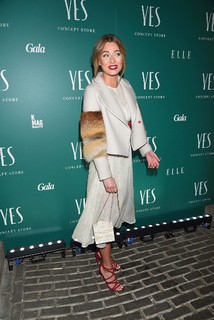 Marcelina Zawadzka feet photo thumbnail