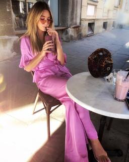 Marcelina Zawadzka feet photo thumbnail