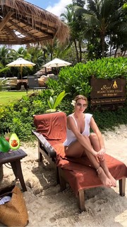 Marcelina Zawadzka feet photo thumbnail