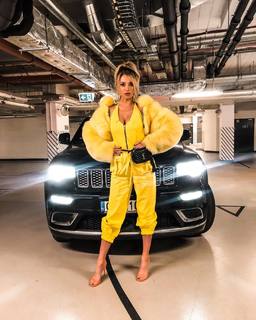 Marcelina Zawadzka feet photo thumbnail