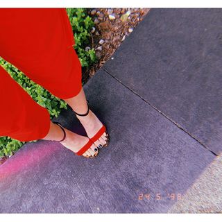 Marcelina Zawadzka feet photo thumbnail