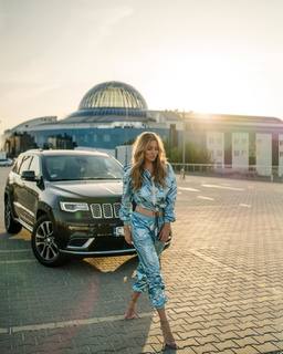 Marcelina Zawadzka feet photo thumbnail