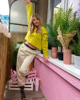 Marcelina Zawadzka feet photo thumbnail