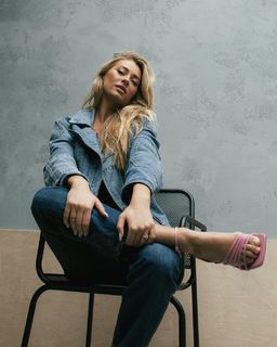 Marcelina Zawadzka feet photo thumbnail