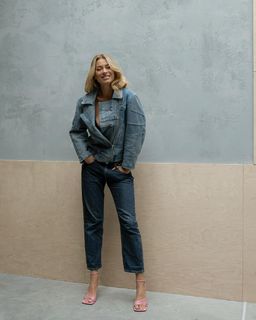 Marcelina Zawadzka feet photo thumbnail