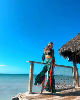 Marcelina Zawadzka feet photo thumbnail