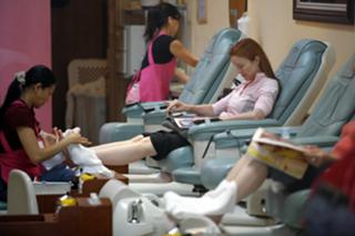 Marcia Cross feet photo thumbnail