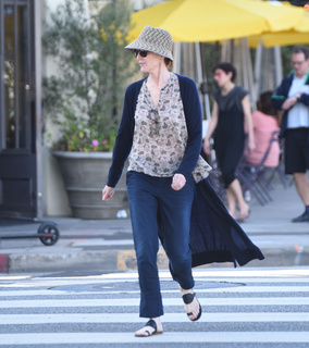 Marcia Cross feet photo thumbnail