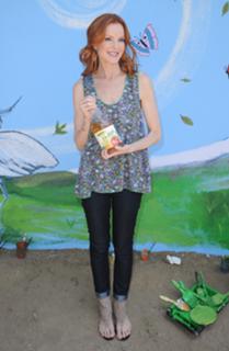 Marcia Cross feet photo thumbnail