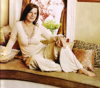 Marcia Gay Harden feet photo thumbnail