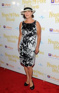 Marcia Gay Harden feet photo thumbnail