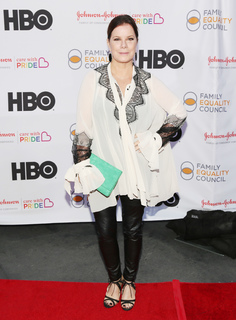 Marcia Gay Harden feet photo thumbnail