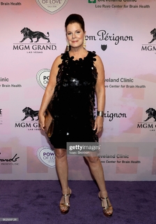 Marcia Gay Harden feet photo thumbnail