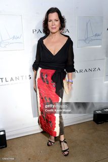 Marcia Gay Harden feet photo 1
