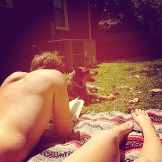 Maren Morris feet photo thumbnail