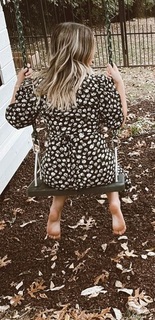 Maren Morris feet photo thumbnail