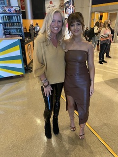 Maren Morris feet photo thumbnail