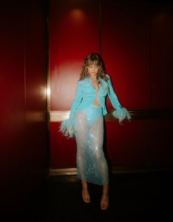 Maren Morris feet photo thumbnail