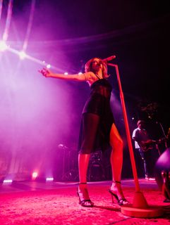 Maren Morris feet photo 3