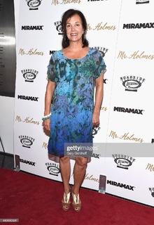 Margaret Colin feet photo 10