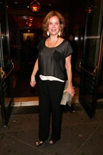 Margaret Colin feet photo 3