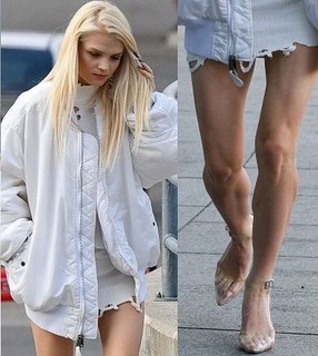 Margaret feet photo 6