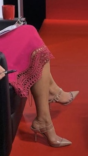 Margaret Hoover feet photo 3