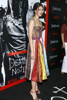 Margaret Qualley feet photo thumbnail