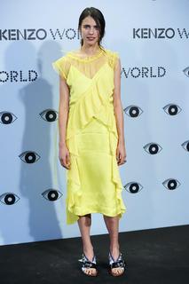 Margaret Qualley feet photo thumbnail