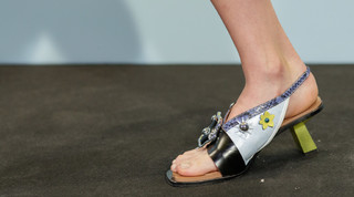 Margaret Qualley feet photo thumbnail