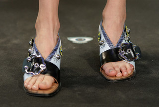 Margaret Qualley feet photo thumbnail