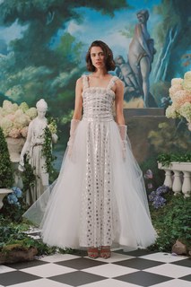Margaret Qualley feet photo thumbnail