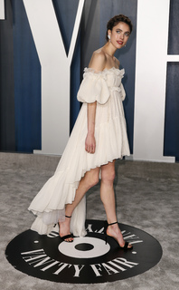 Margaret Qualley feet photo thumbnail