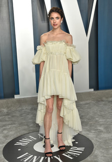 Margaret Qualley feet photo thumbnail