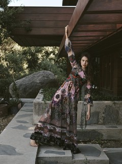 Margaret Qualley feet photo thumbnail