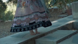 Margaret Qualley feet photo thumbnail