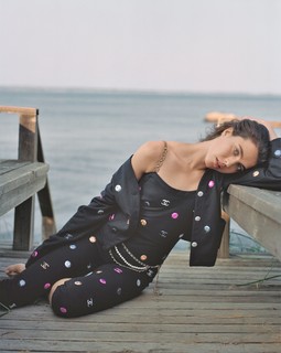 Margaret Qualley feet photo thumbnail