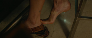 Margaret Qualley feet photo thumbnail
