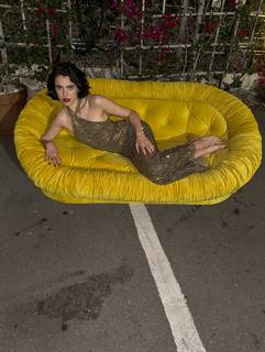Margaret Qualley feet photo thumbnail