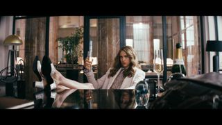 Margaret Qualley feet photo thumbnail