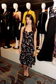 Margaret Qualley feet photo thumbnail