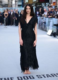 Margaret Qualley feet photo 4