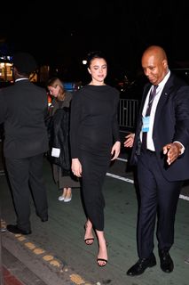 Margaret Qualley feet photo 7