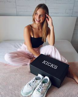 Margarida Corceiro feet photo thumbnail