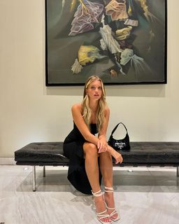 Margarida Corceiro feet photo thumbnail