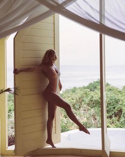 Margarida Corceiro feet photo 4